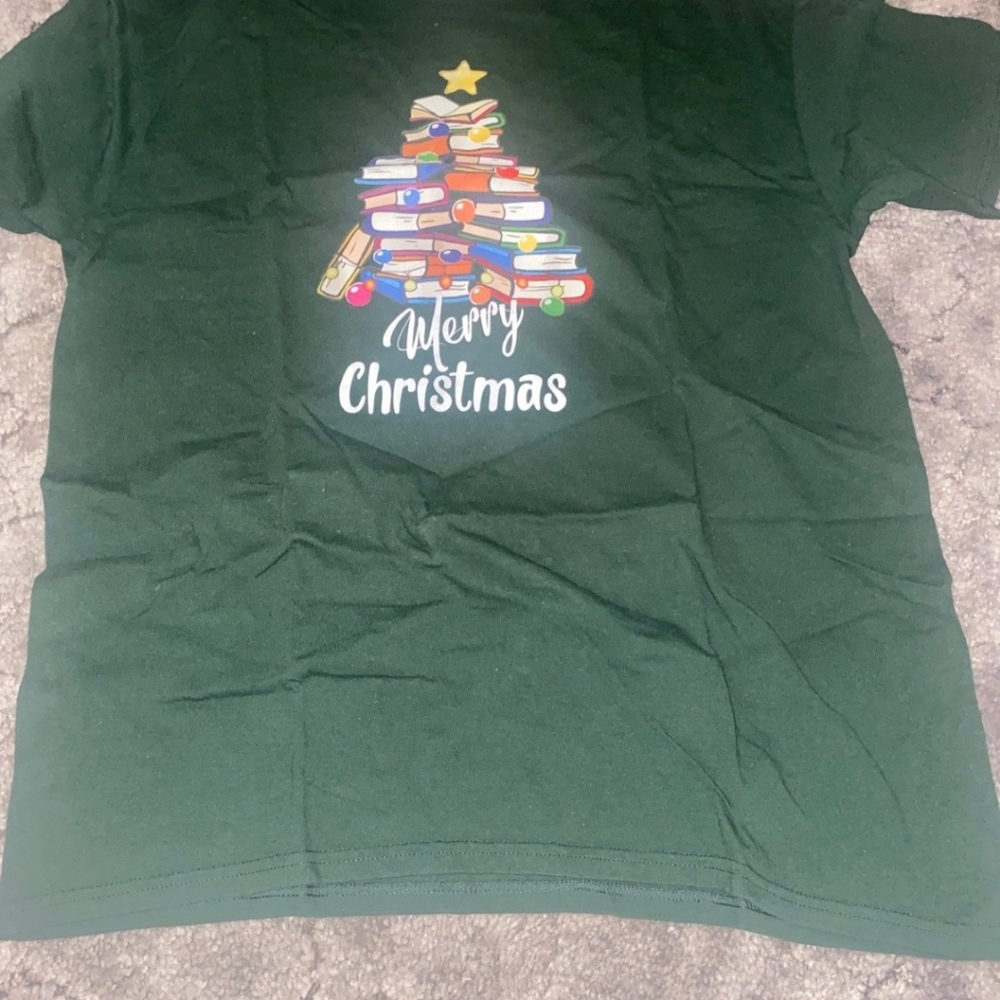 Merry Christmas Graphic Tee - Green